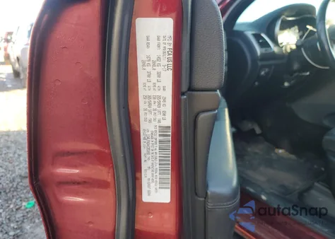 2017 Jeep Grand Cherokee Laredo z USA, uszkodzony, nr VIN 1C4RJFAG4HC853093